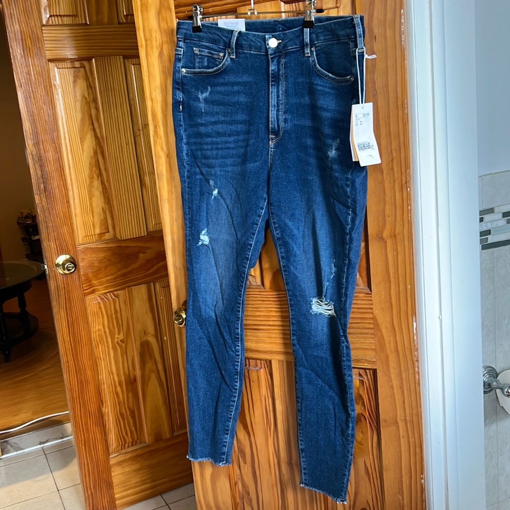 H&M PREMIUM EMBRACE DENIM SKINNY FIT NWT